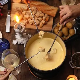13 NOVEMBER 2025 Cheese Fondue Dinner